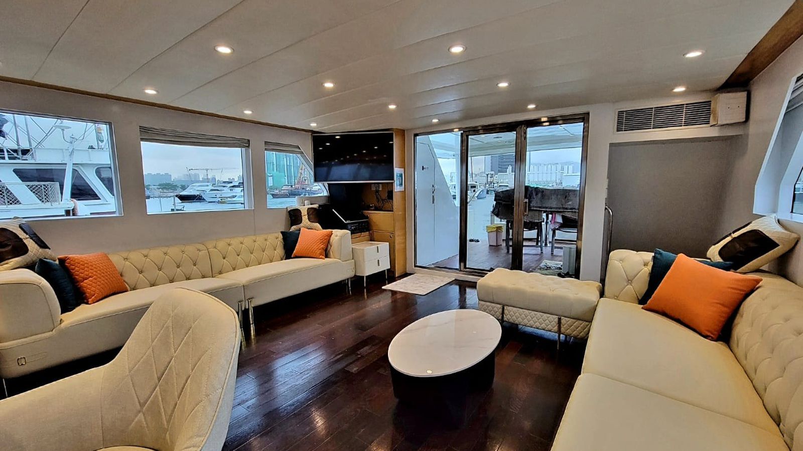 Luxury Yacht 80 [KT01]