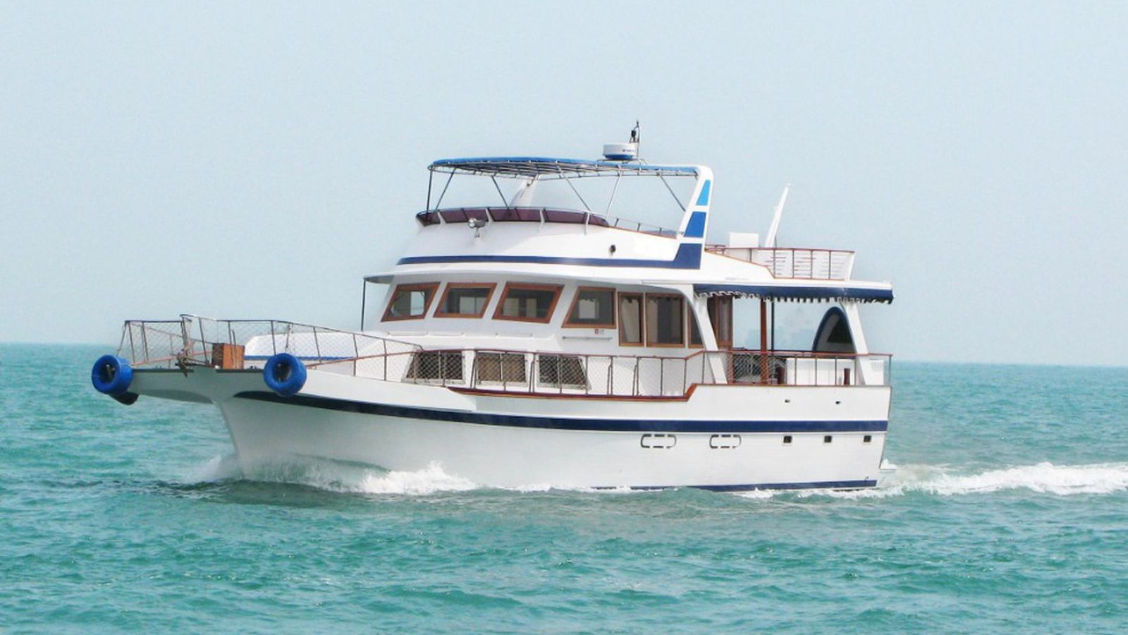 Western Yacht [CWB07]
