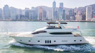Luxury Yacht 86 [CWB01]